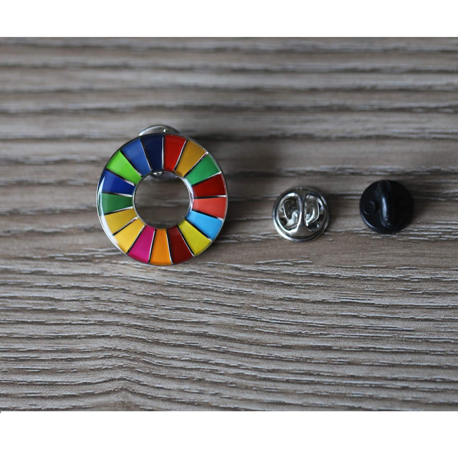 Amazon | 20個 SDGs バッジ 国連 ピンバッチ バッヂ 高級 人気